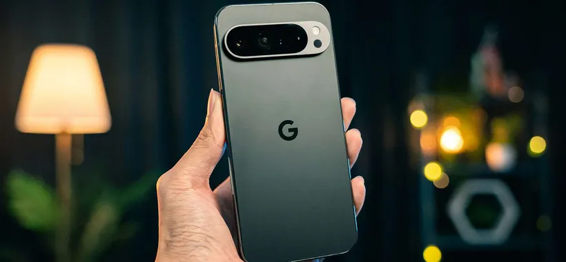 Pixel 10: trapelati i render ufficiali, che svelano l'arrivo di un teleobiettivo