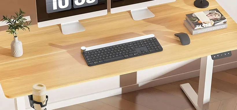Scrivania regolabile in altezza in SUPER SCONTO su Amazon: risparmi 80 euro