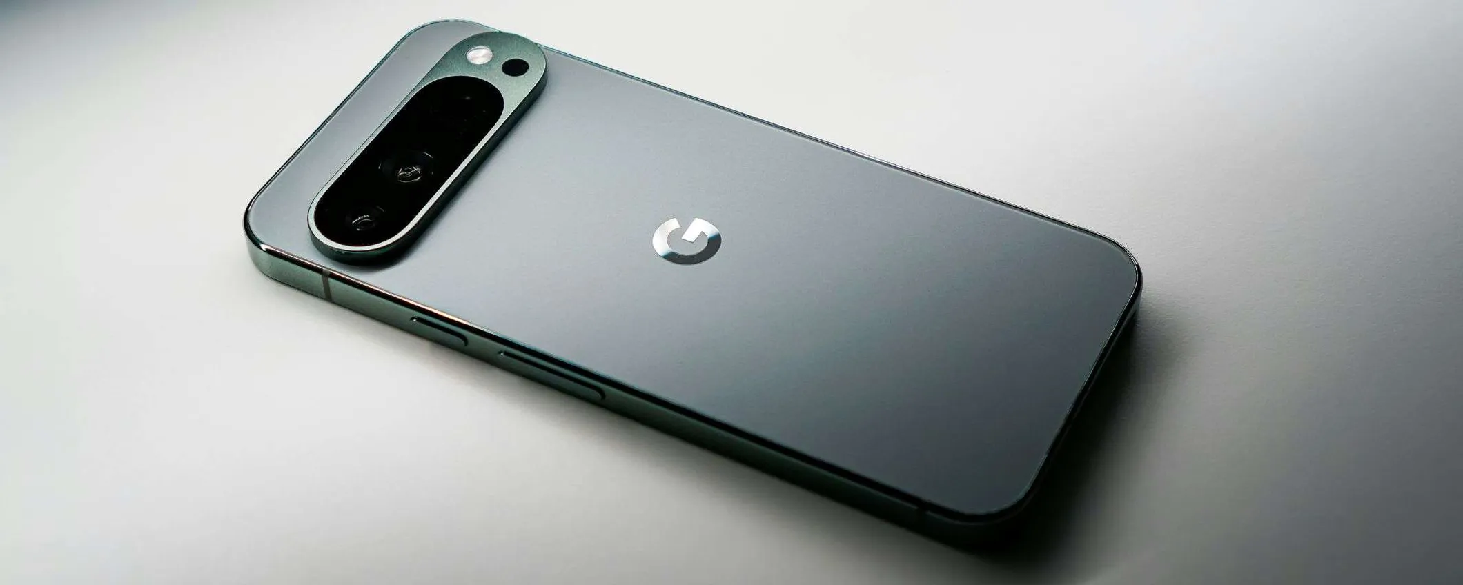Google Pixel 10 Pro e Pro XL non hanno più segreti: ecco le specifiche
