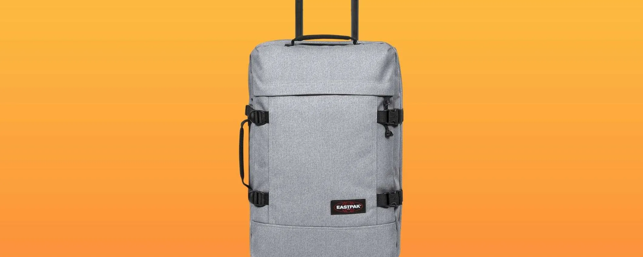 Valigia Eastpak, prezzo da outlet: con lo sconto del 40% è un must have