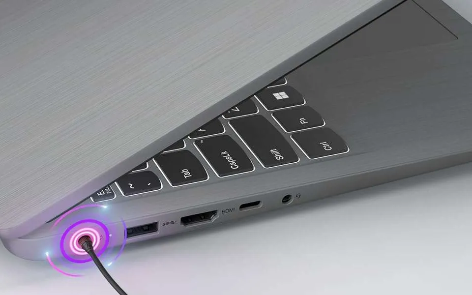 Il Lenovo IdeaPad 3 è in offerta su Amazon: risparmi 100€
