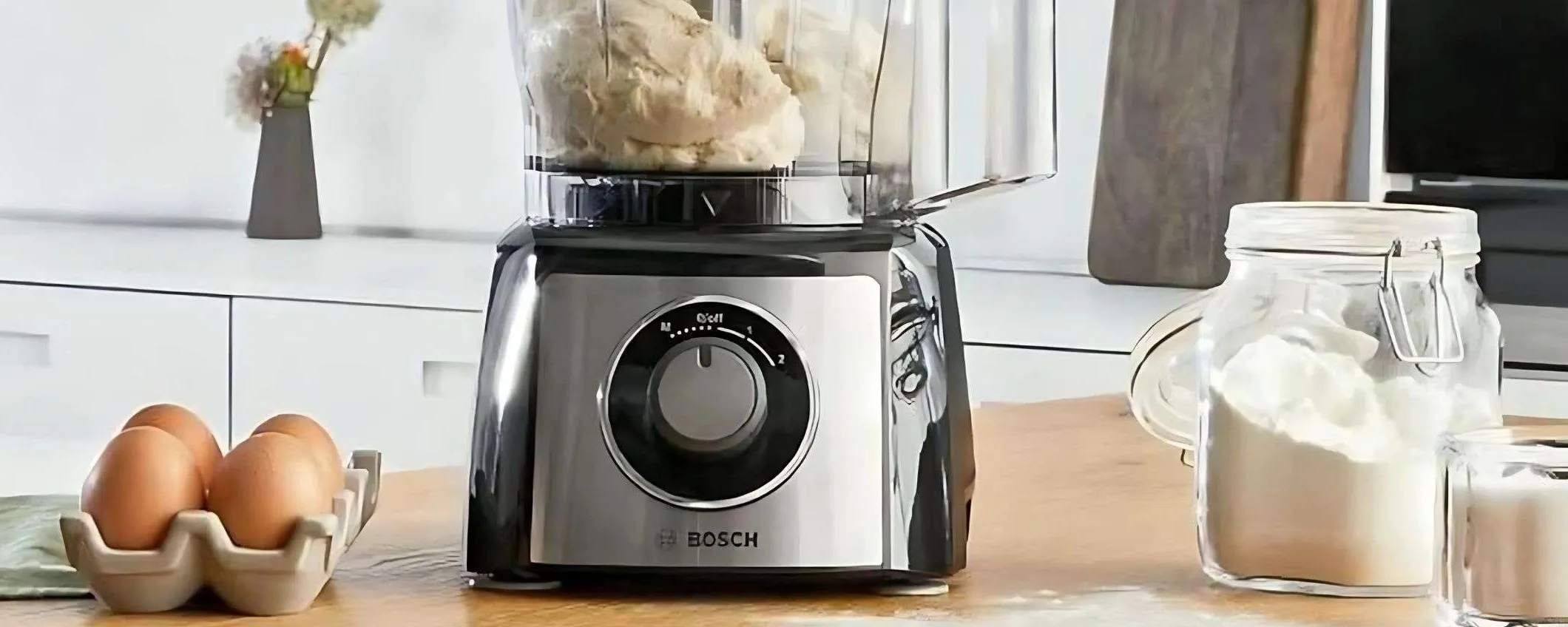 Il robot da cucina multifunzione Bosch con oltre 50 funzioni è in OFFERTA LAMPO Amazon
