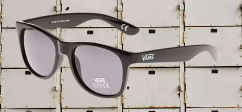BOMBA assurda VANS al Black Friday Amazon: occhiali da sole a 8€