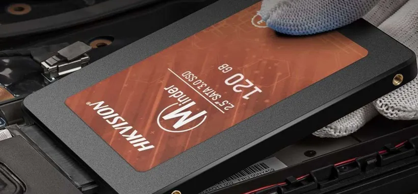 Vecchio PC a nuova vita con 15€: questo SSD è VELOCISSIMO (sconto 41%)
