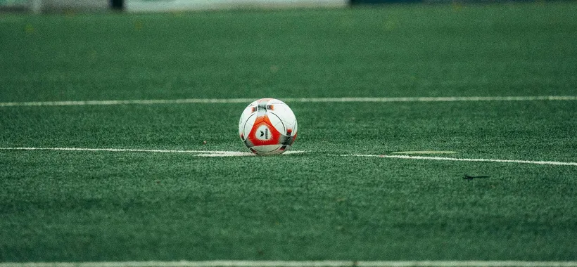 Guardi il calcio con IPTV e Pezzotto: in arrivo 5000€ di multa