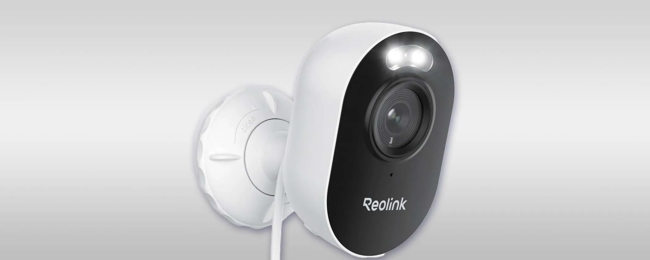 Non temere più i furti: la telecamera Wi-Fi da esterni con visione notturna a colori è in promozione