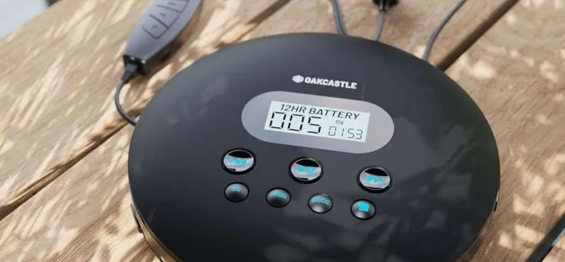 Il lettore CD portatile bluetooth che unisce nostalgia e moderno è in offerta LAMPO su Amazon
