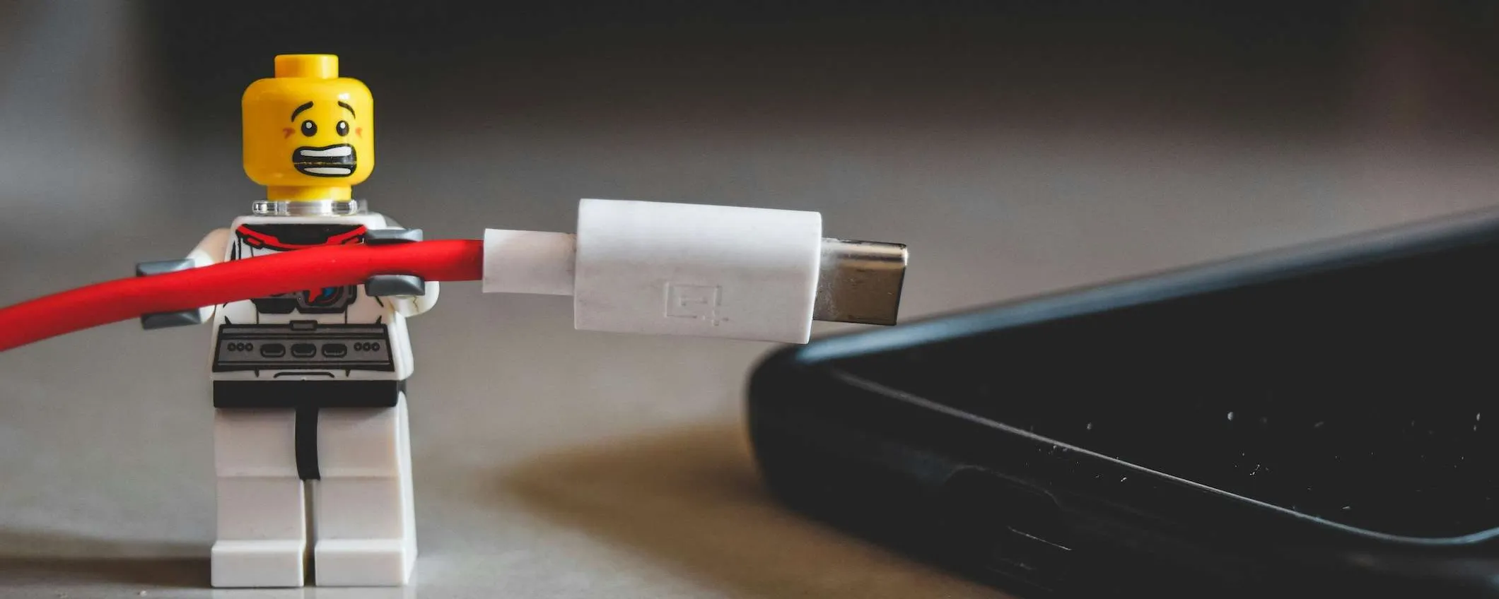 Addio Wi-Fi lento in hotel: il trucco su Android che mette il turbo alla tua connessione