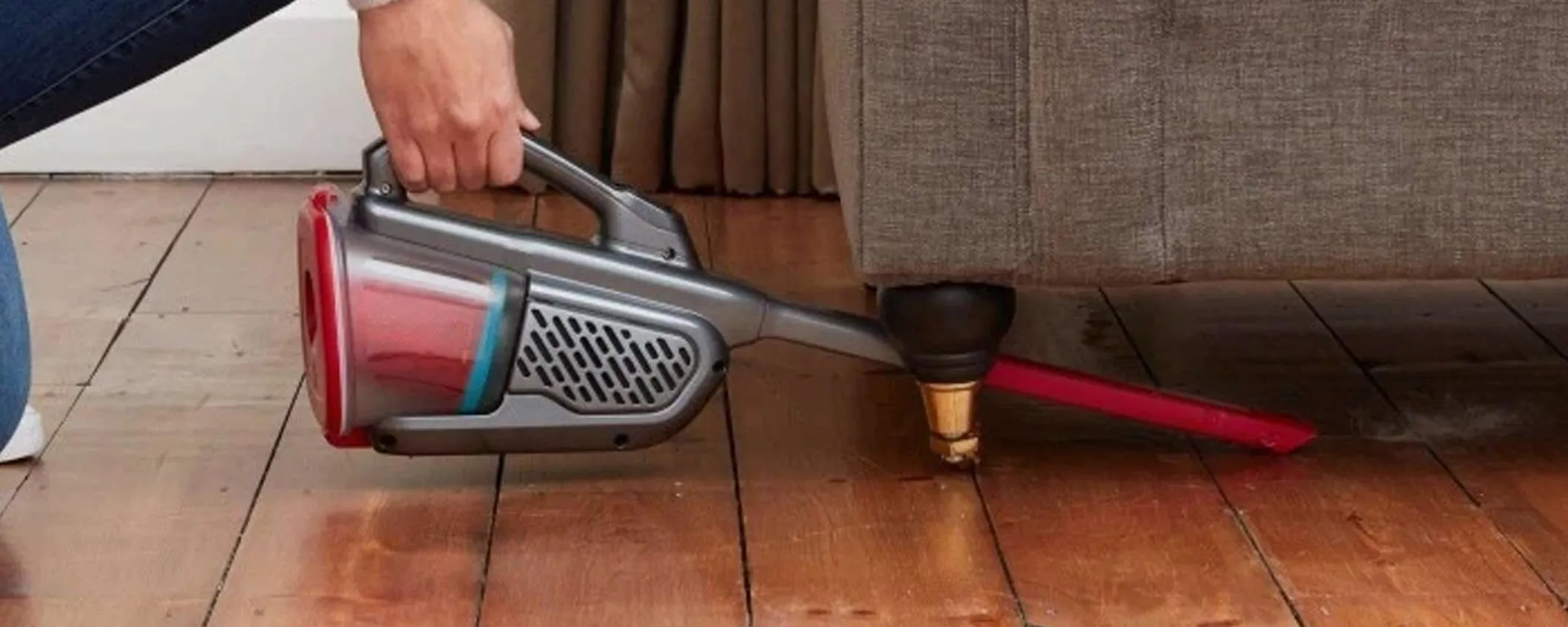 Pulizie rapide? C'è l'aspirabriciole Black + Decker in DOPPIO sconto su eBay