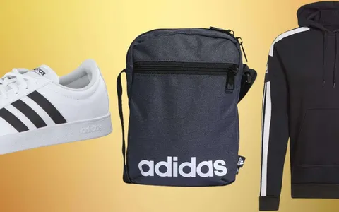 Saldi adidas abbigliamento on sale