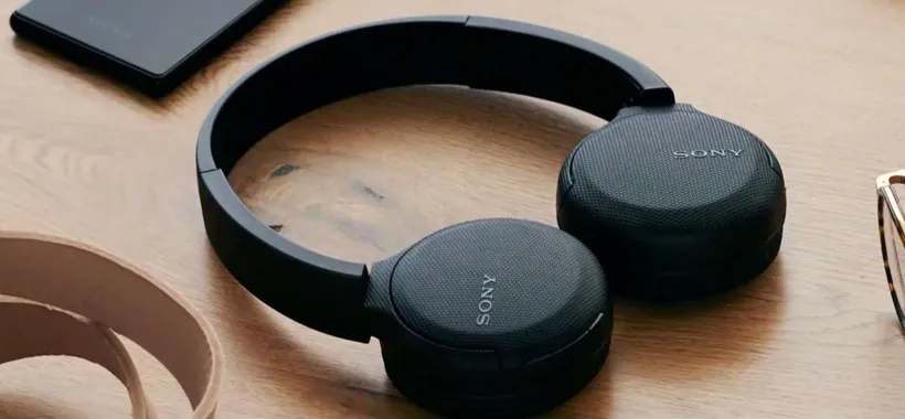 Cuffie wireless Sony in sconto del 43% su Amazon (LE PAGHI MENO DI 29€)