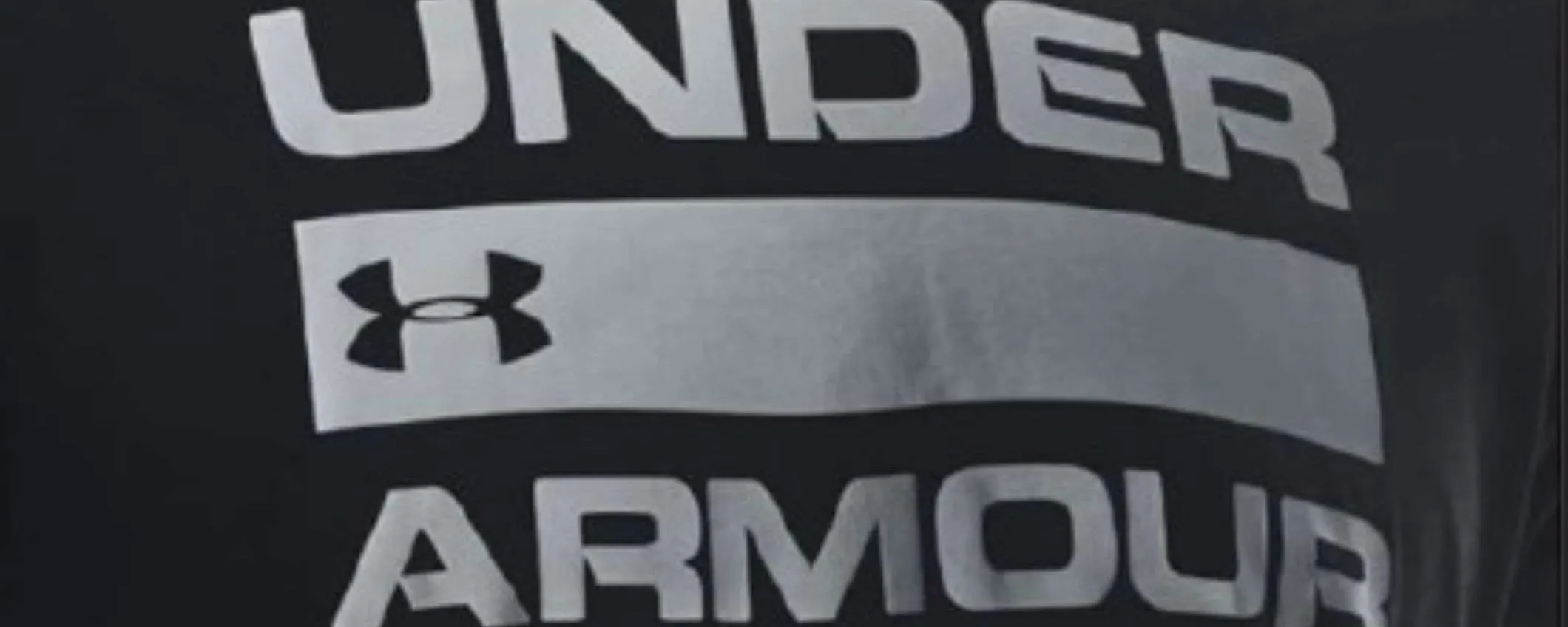 Under Armour da 8€ su Amazon: promo SHOCK e prezzi microscopici