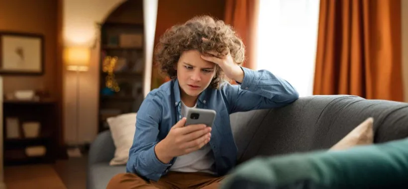 UniCredit avverte: "Attenzione a truffa SMS e telefonate false"