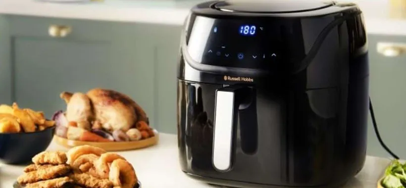 Friggitrice ad aria XXL Russell Hobs in maxi sconto a tempo su Amazon (-42%)