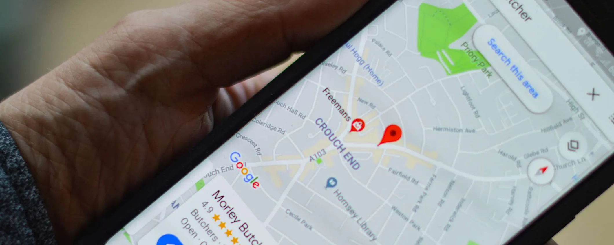 Gemini, ora puoi chiedere all'AI di Google informazioni sui luoghi di Maps