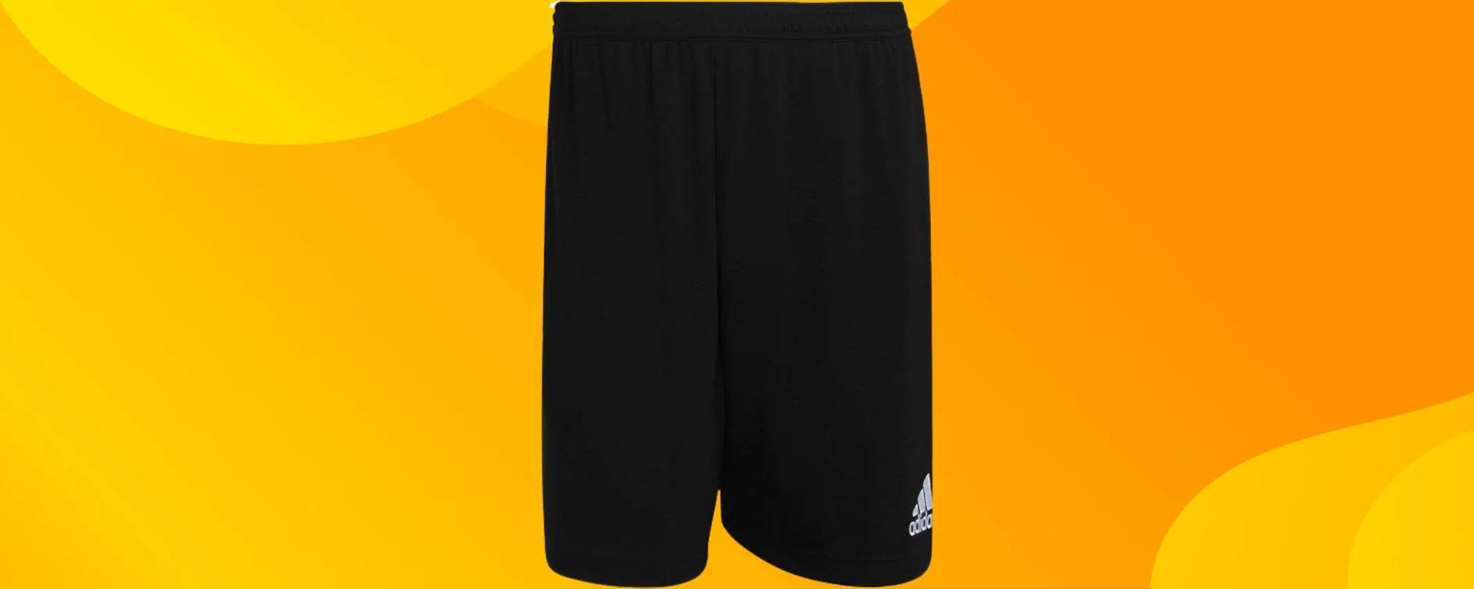 Pantaloncini Adidas a 11,99€ su Amazon: belli, freschi e COMODISSIMI (-48%)