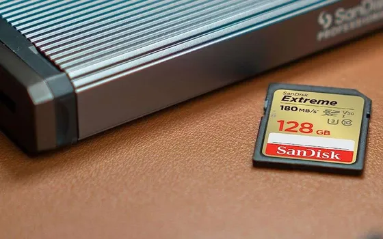 MicroSD SanDisk Extreme 128GB: resiste a TUTTO, in offerta su Amazon