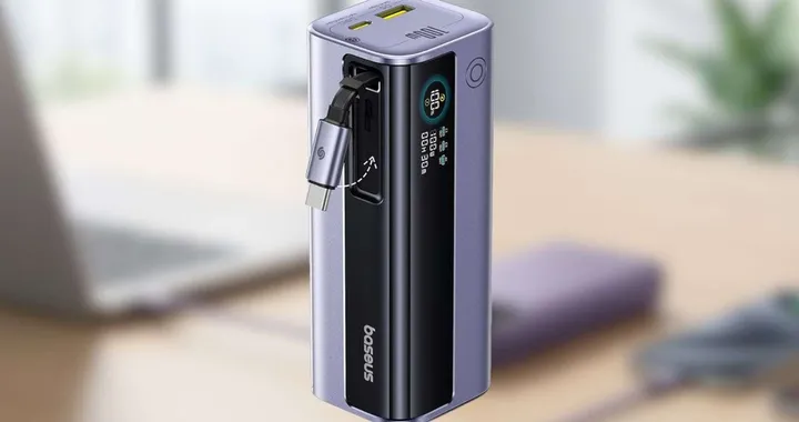 Baseus EnerGeek a 39,99€: mitico powerbank da 100W con cavo integrato