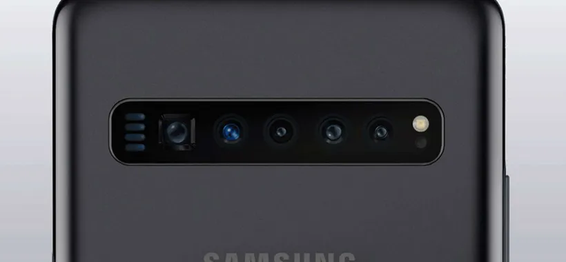 Galaxy S11 con tre fotocamere sul frontale