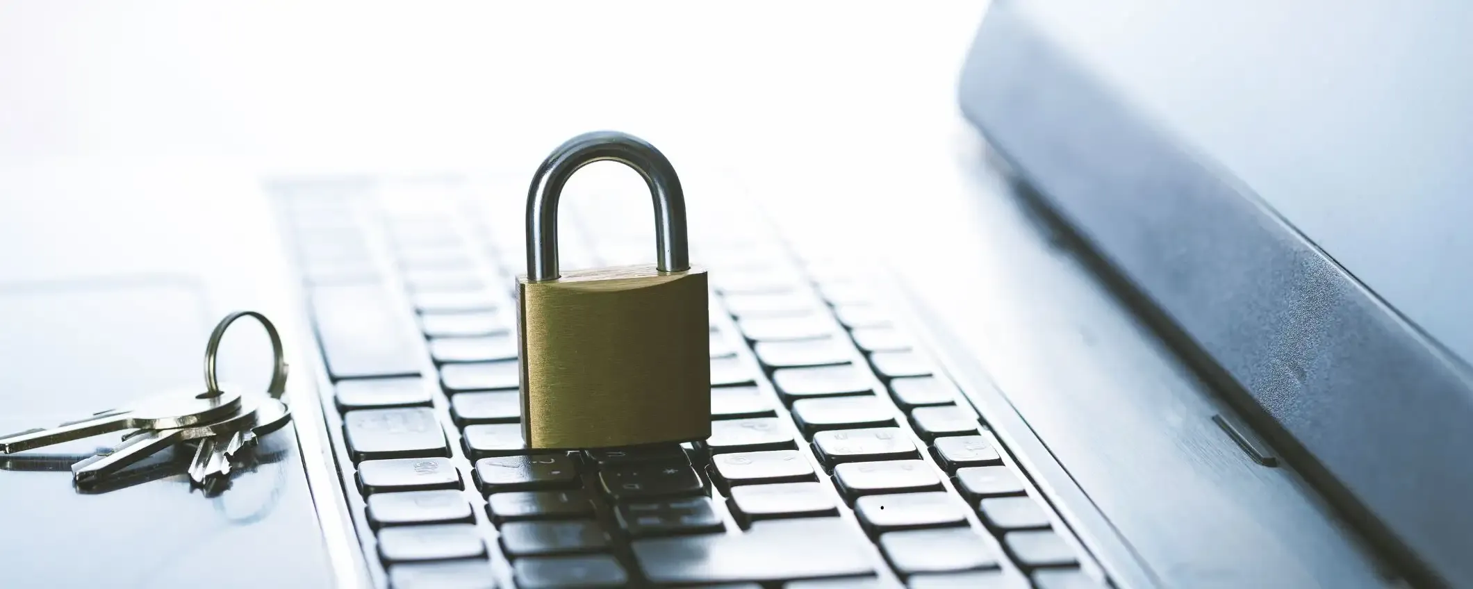 Stop ai pericoli del web con TotalAV, ora in sconto dell'80%