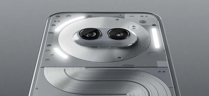 Nothing Phone (2a) Plus è in preordine su Amazon: tecnologia e design