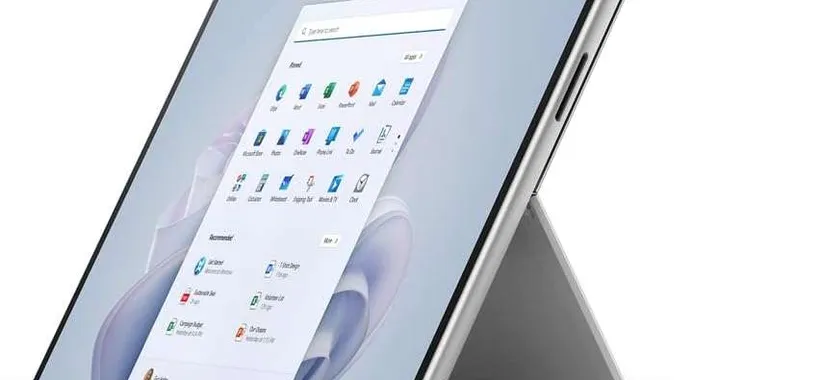 Microsoft Surface Pro 9 in offerta: oggi risparmi quasi 400€