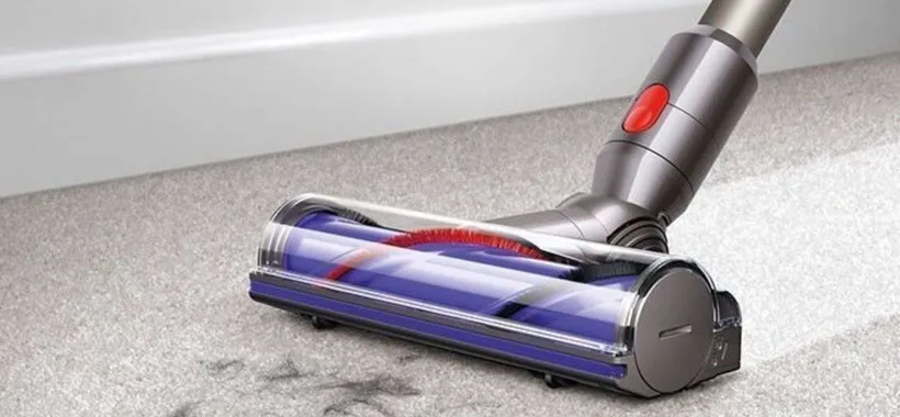 Dyson V8 in super offerta su eBay: a questo prezzo sta andando rapidamente a ruba