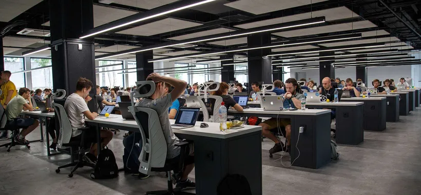 Rivoluzione Iliad: 34000 posti di lavoro in Italia