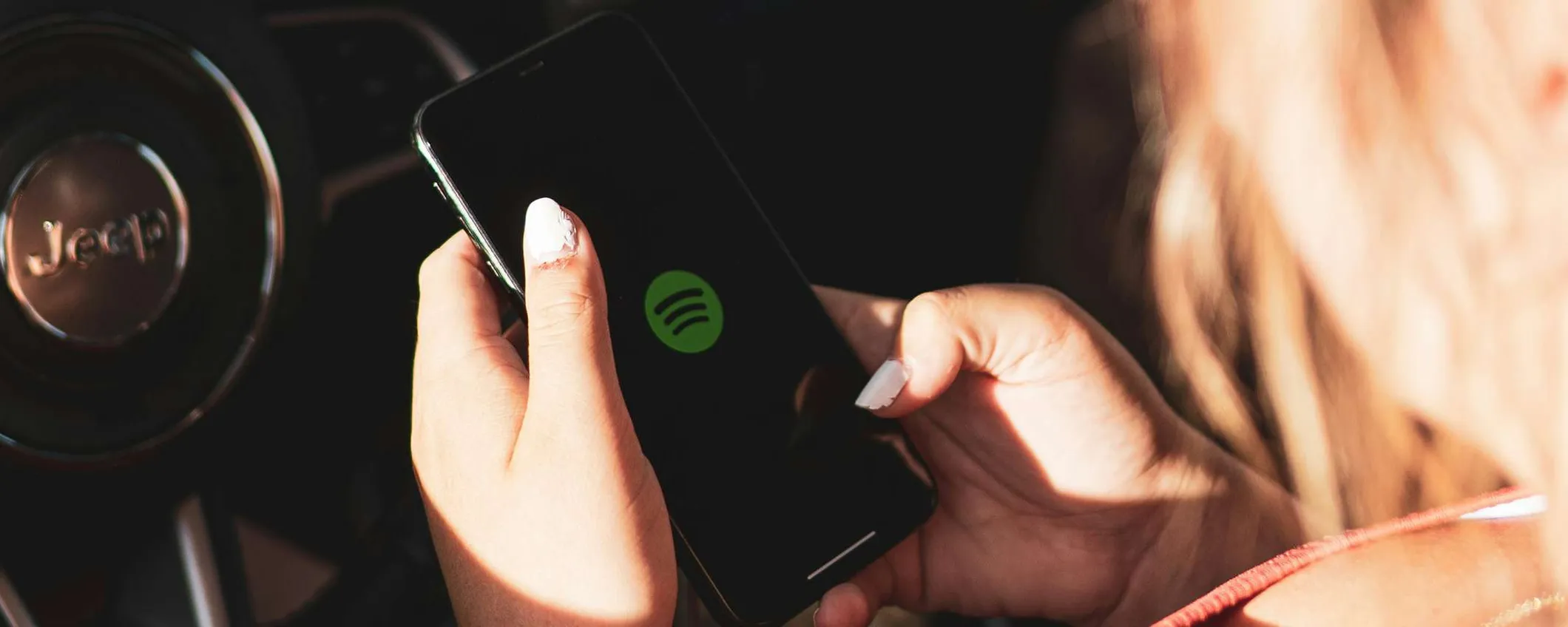 Le playlist AI di Spotify includeranno anche podcast personalizzati