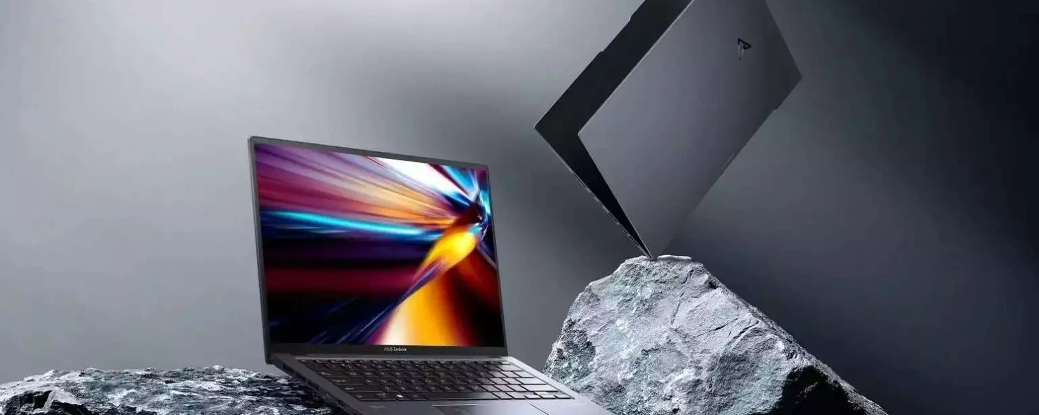 ASUS Zenbook 14 al MINIMO STORICO su Amazon: display OLED e 16 GB di RAM
