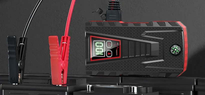 Amazon lo SVENDE al 50%: avviatore d'emergenza per auto a 34,99€