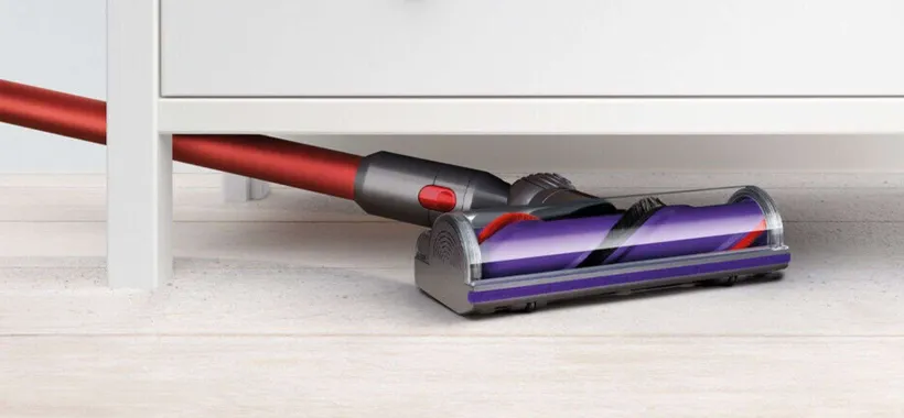 Dyson V8 Extra, prezzo COLLASSATO: aspirazione premium per tutti, finalmente