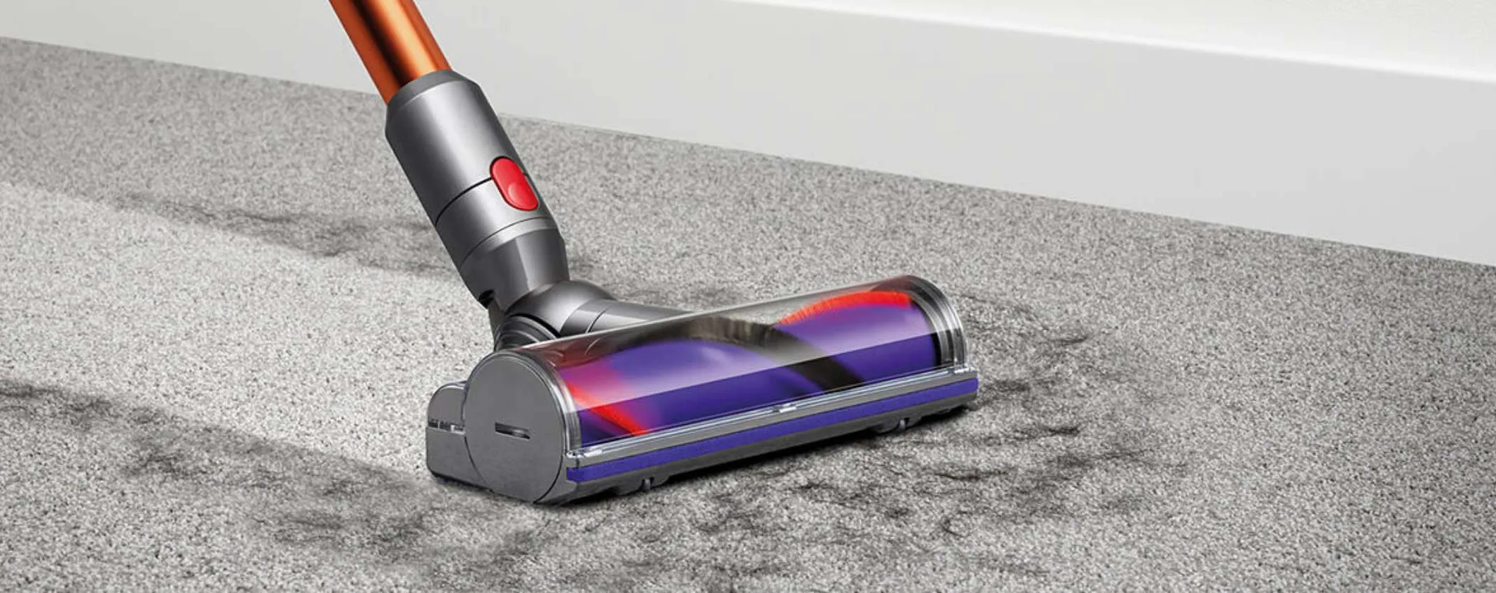 Aspirapolvere Dyson V10: oggi è (quasi) in REGALO su eBay