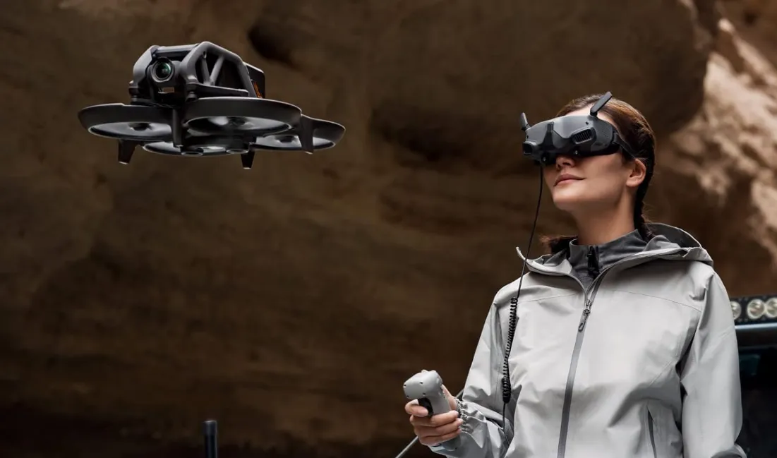 DJI Avata in offerta su Amazon: il drone si controlla con un visore VR