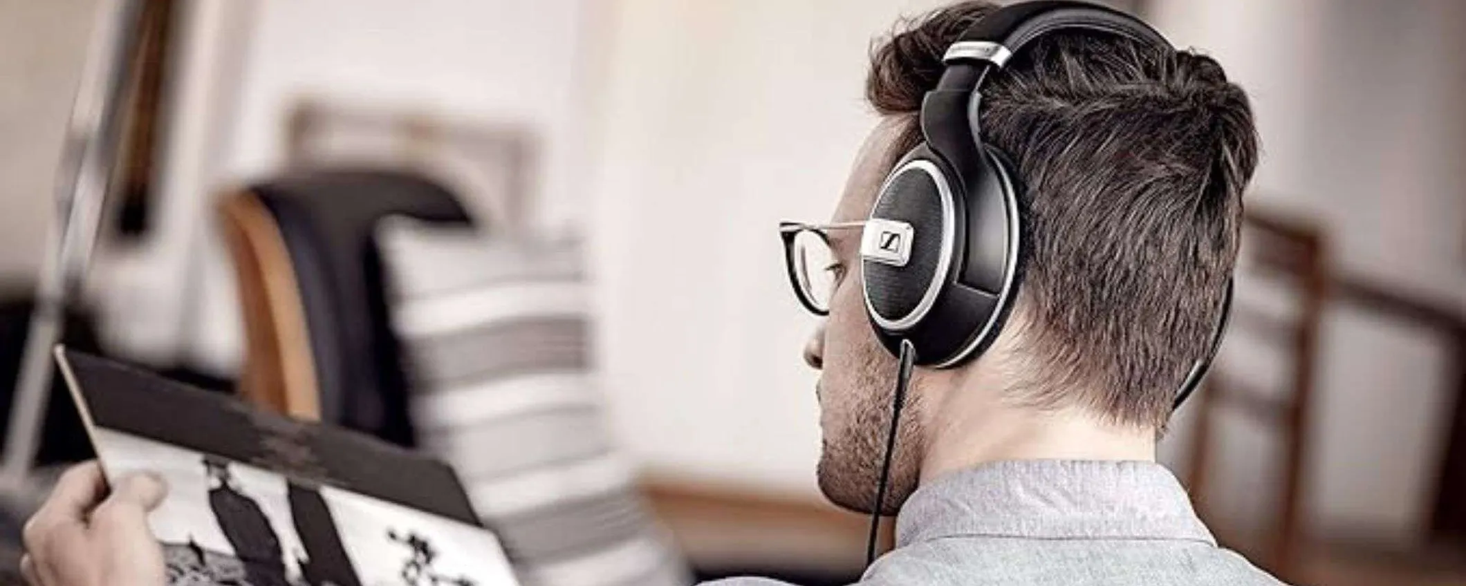 Sennheiser HD 599 in offerta: con lo sconto del 55% sono da prendere subito