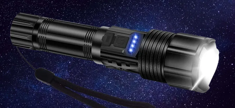 Una torcia da 10000 lumen ASSURDA a prezzo ridicolo su Amazon (17€)