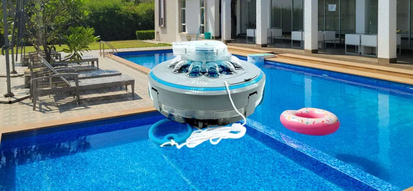 Preparati all'estate con il Kit Pulizia Piscina I-RUN in offerta su eBay