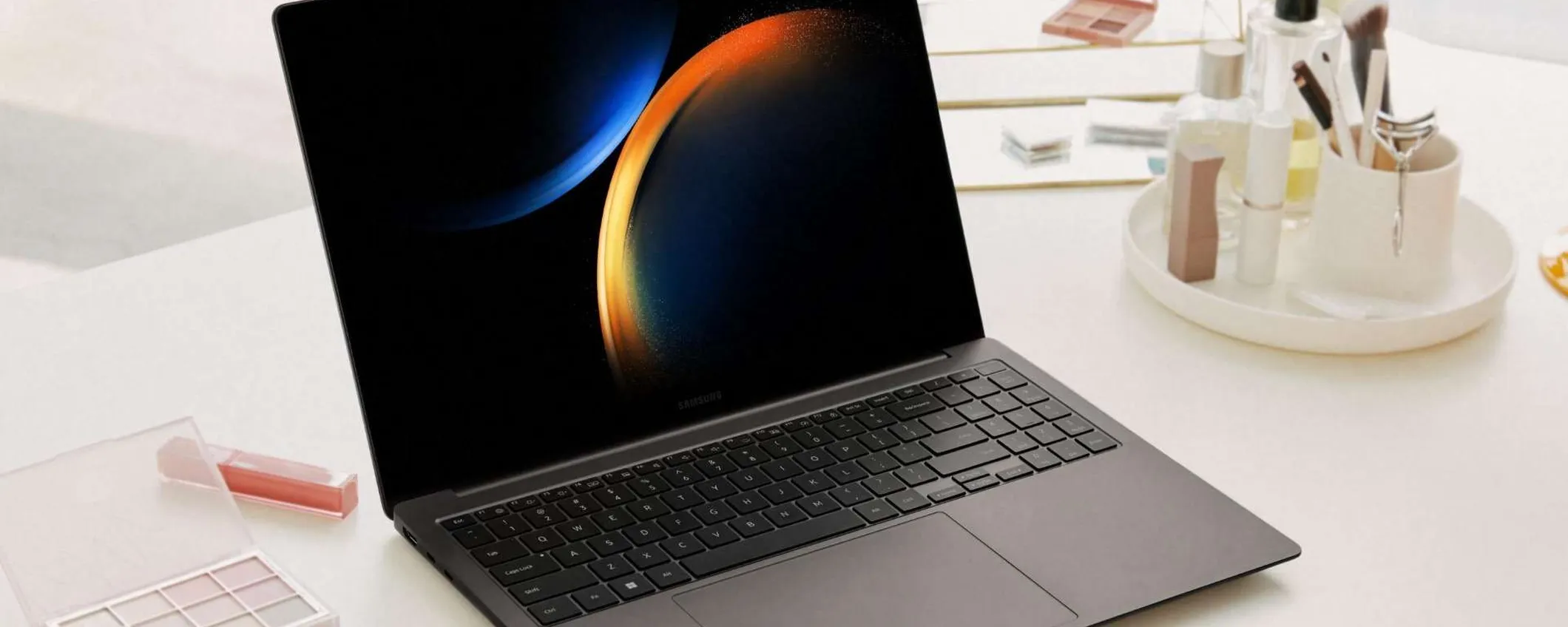 Samsung Galaxy Book 3 Ultra: ora al MINIMO STORICO su Amazon (-800€, anche in 12 rate)