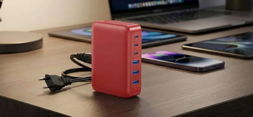Caricatore USB C Multiplo da 108W con 6 porte a 14,53€: mega affare