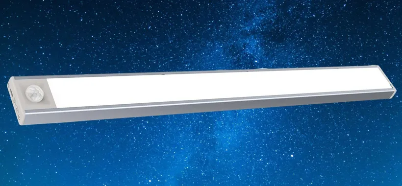 Lampada wireless automatica con 164 LED: prezzo Amazon LUMINOSISSIMO (15€)
