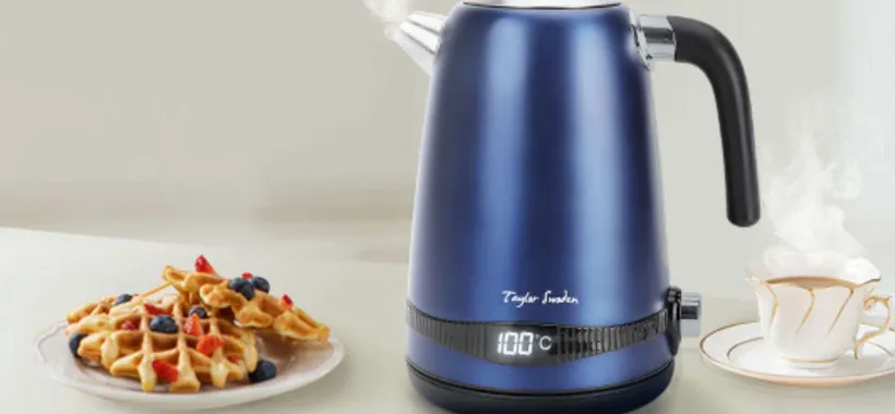 Bollitore elettrico in forte sconto su Amazon: design vintage e tanta efficienza