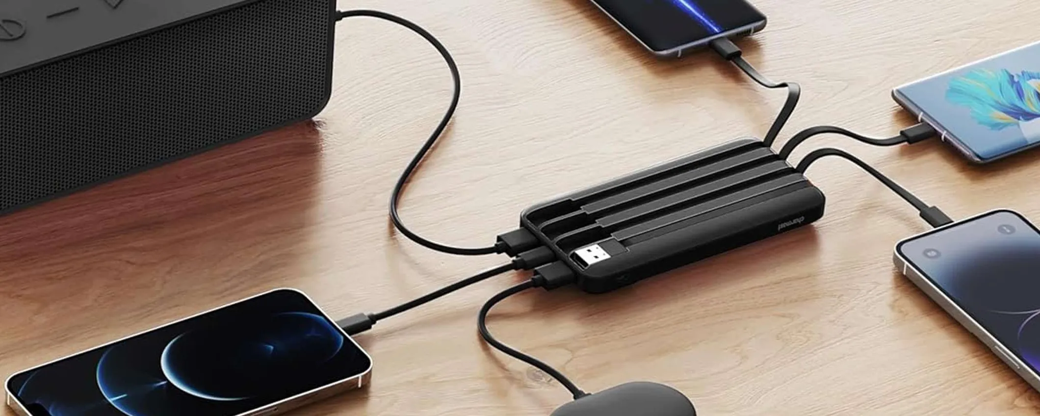 Power bank da 20.000 mAh a 25€ in offerta: ha anche tre cavi integrati