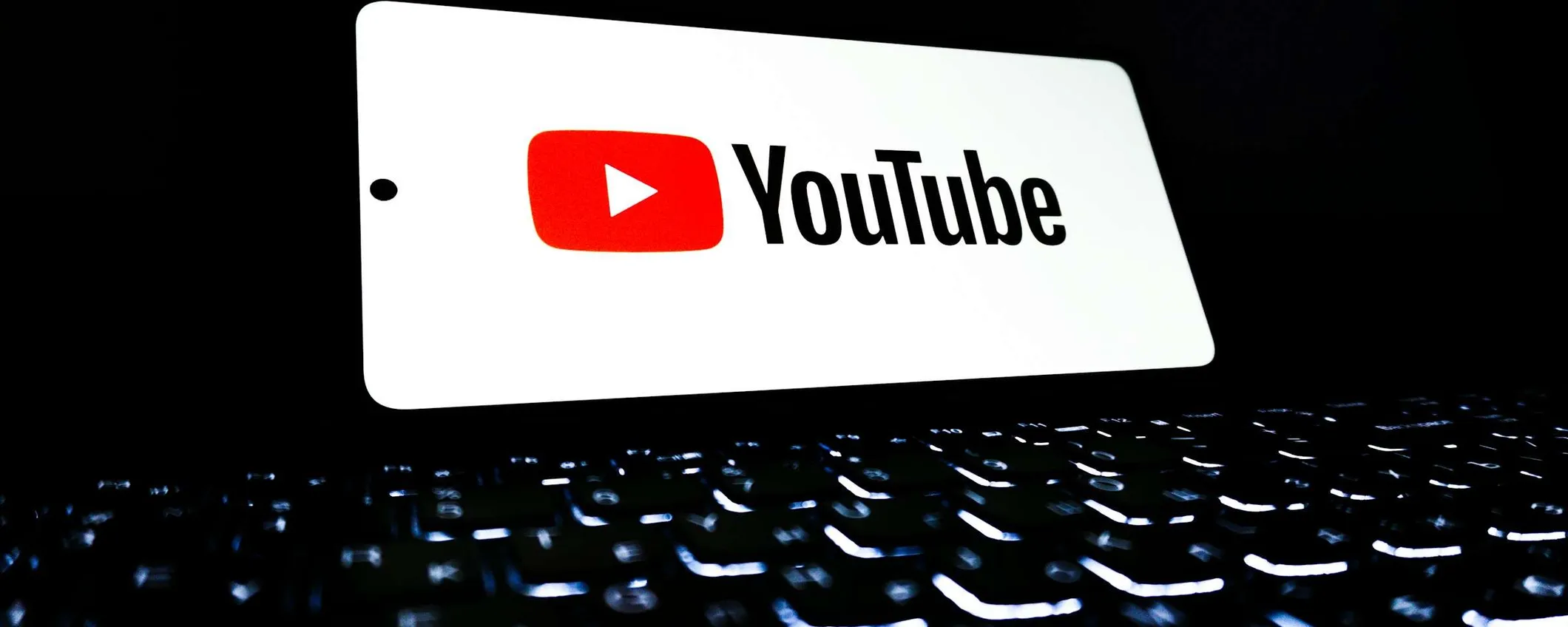 YouTube sblocca il Picture-in-Picture gratis: cosa cambia su iPhone