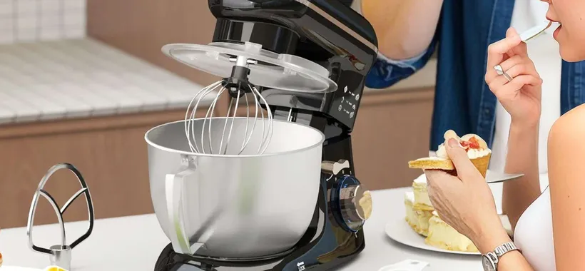 Impastatrice planetaria in super OFFERTA: capiente e ricca di accessori
