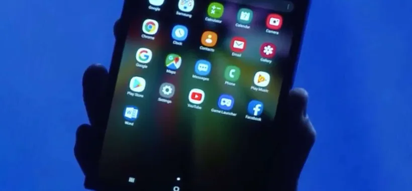 Samsung: fino a 2565$ per lo smartphone pieghevole
