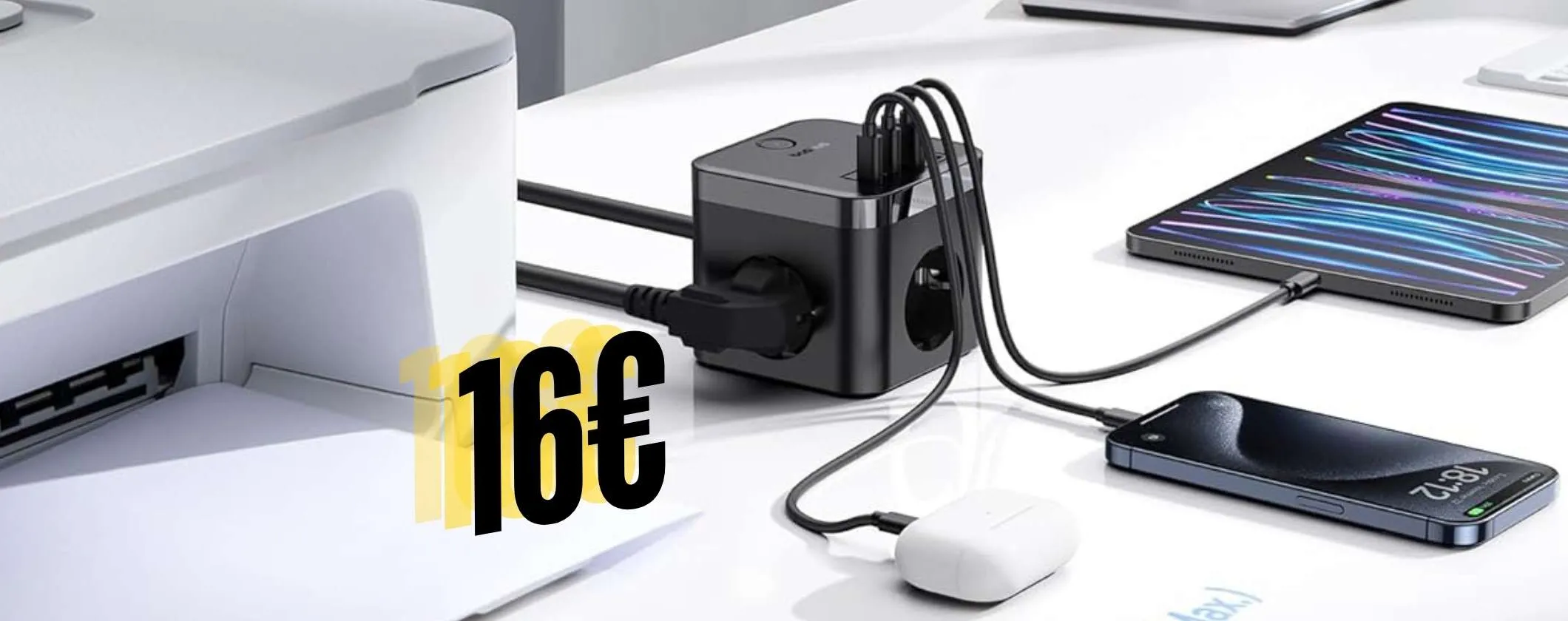 Ciabatta multipla a cubo con prese e USB per tenere tutto in ordine (16€)