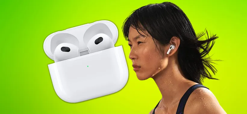 Torna lo sconto su Apple AirPods 3 gen: ti aspettano 30 ore di musica