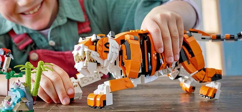 La maestosa tigre giocattolo LEGO 3-in-1 è in SCONTO su Amazon (-20%)