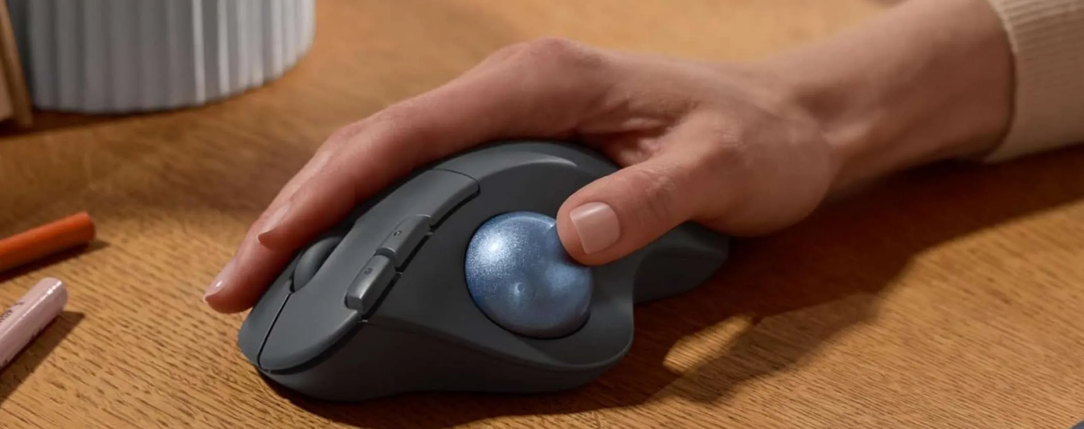 Zero fatica con il mouse trackball wireless Logitech ERGO M575S a soli 39€