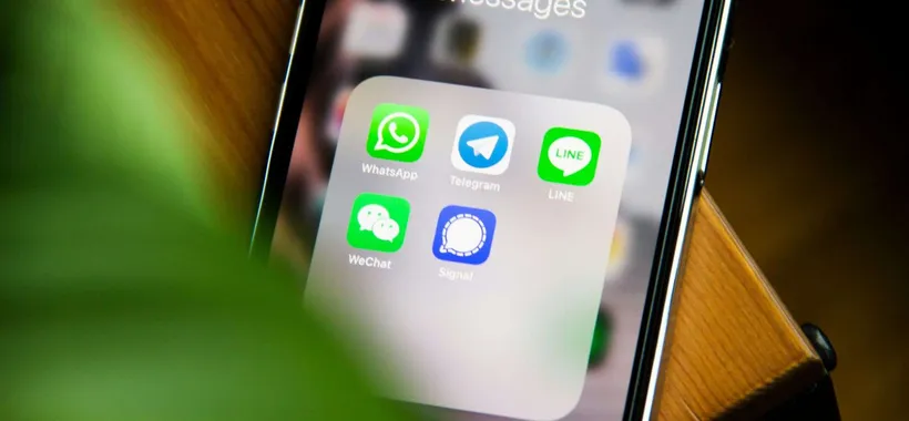 WhatsApp introduce l'etichetta per le partnership a pagamento nei Canali